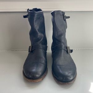 Vintage Shoe Company Black Leather Boots 8/10